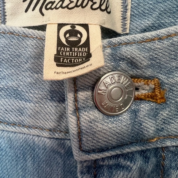 Madewell Light Wash Boyfriend Jeans - Picture 3 of 8